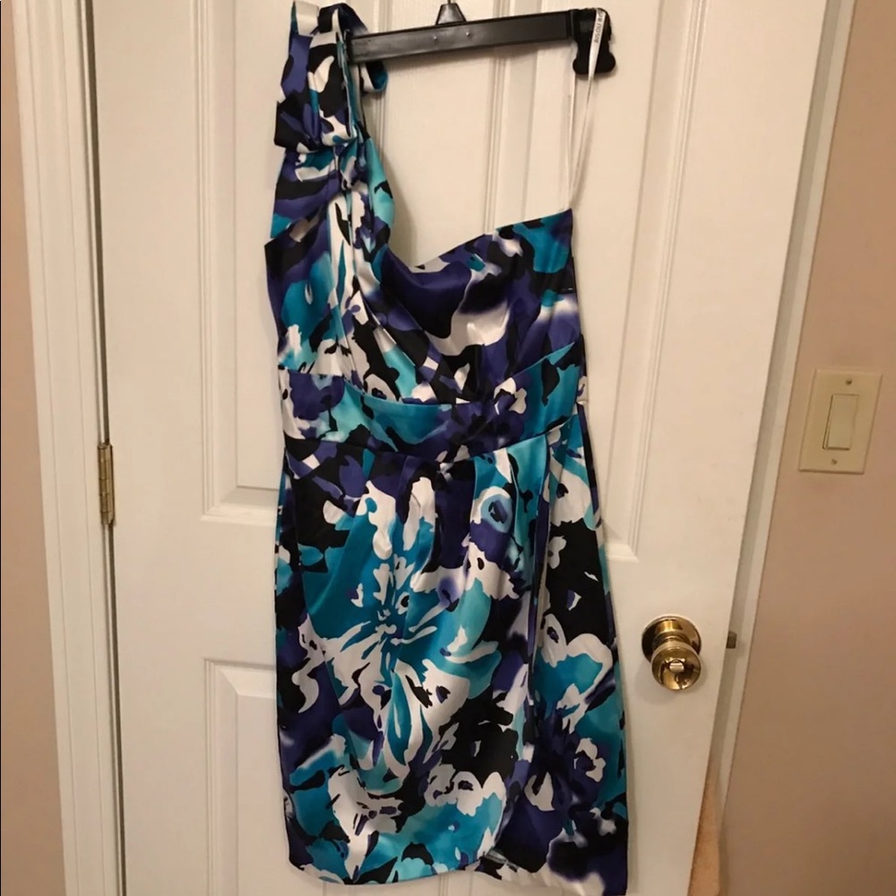 Formal one shoulder tulip dress